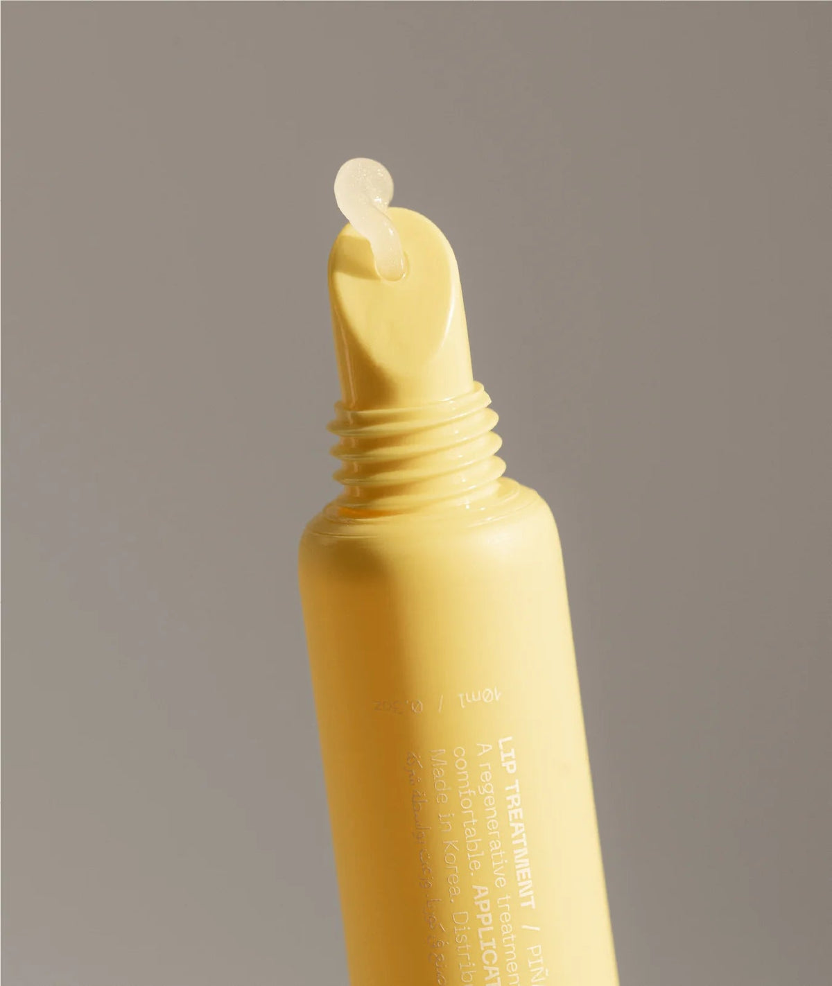 Lip Treatment — Soaked in Gold, applicator